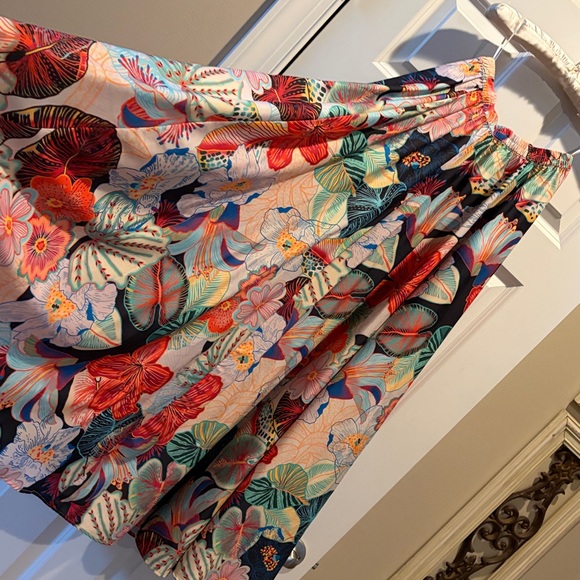 Rachel Zoe Vibrant Multicolor Fabric small - Picture 7 of 7